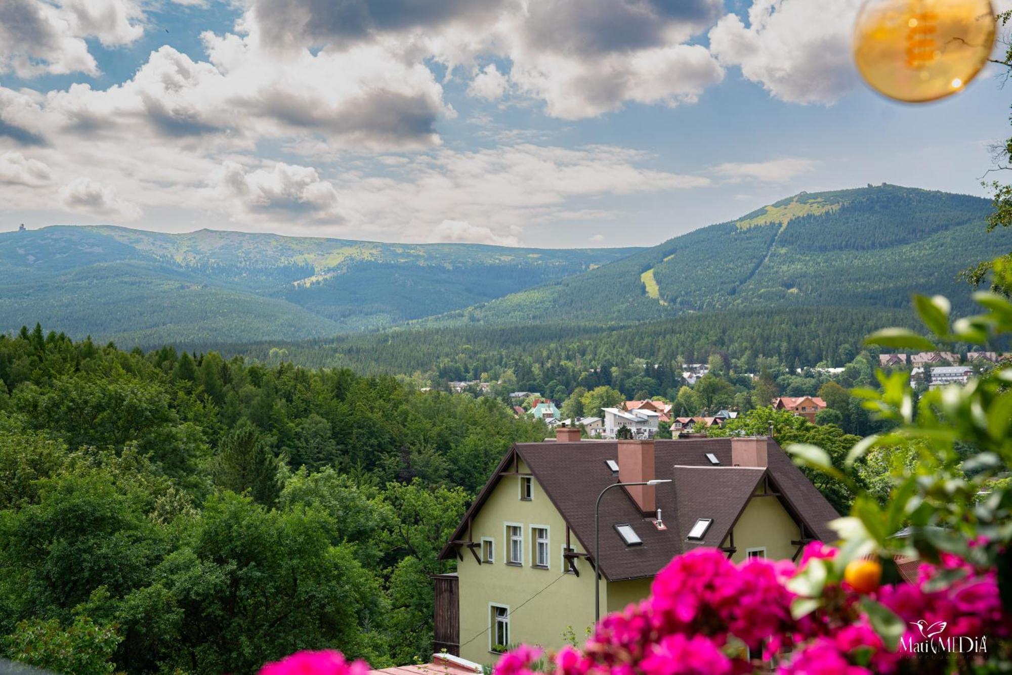 Apartament Panorama Gor - Centrum Miasta Z Widokiem Na Szrenice Szklarska Poreba Dış mekan fotoğraf